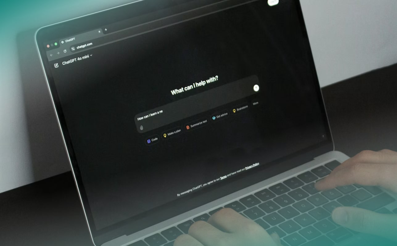KI-Chatbot und Kurier vergleichen Tools zur Lieferroutenplanung